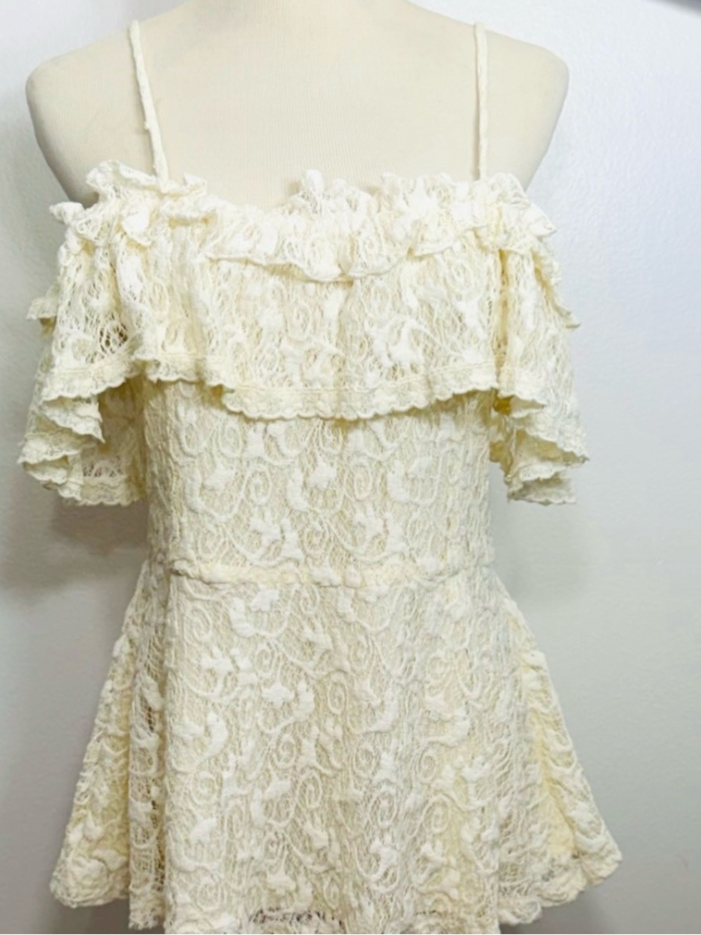 Ryu Ivory Boho Romantic Fairycore  Off Shoulder Lace Ruffle Strap Camisole Top